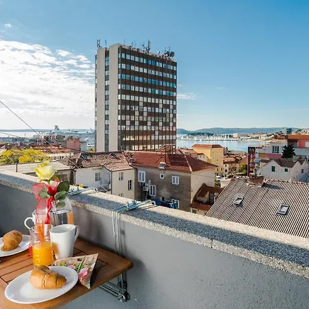 Apartment Kokolo Split